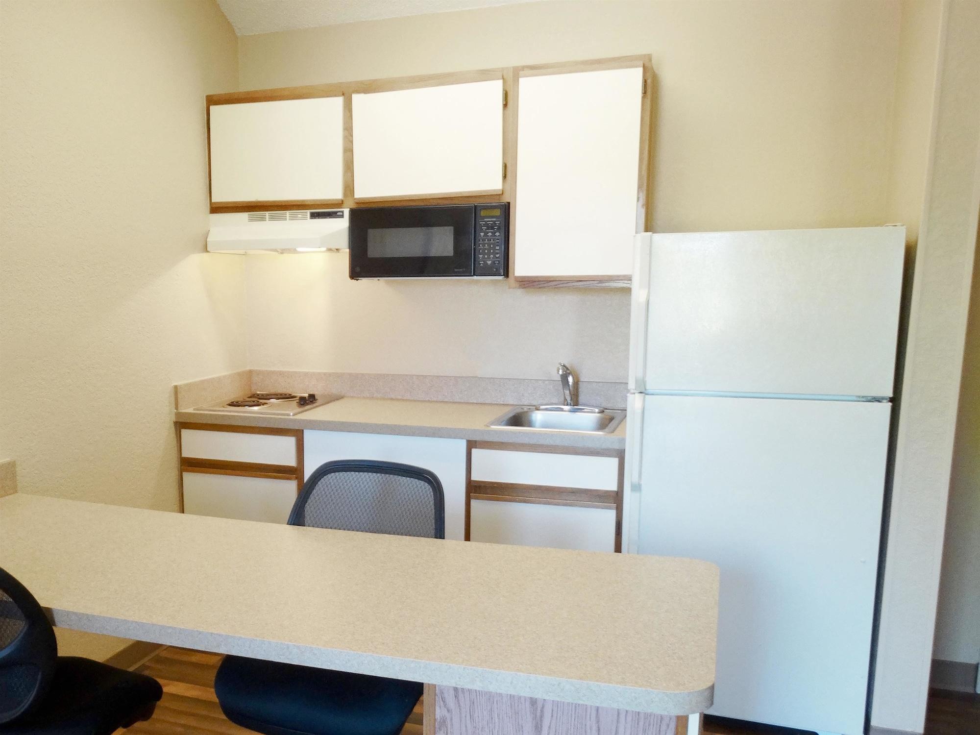 Extended Stay America Select Suites - Orlando - Lake Mary - 1040 Greenwood Blvd Eksteriør billede