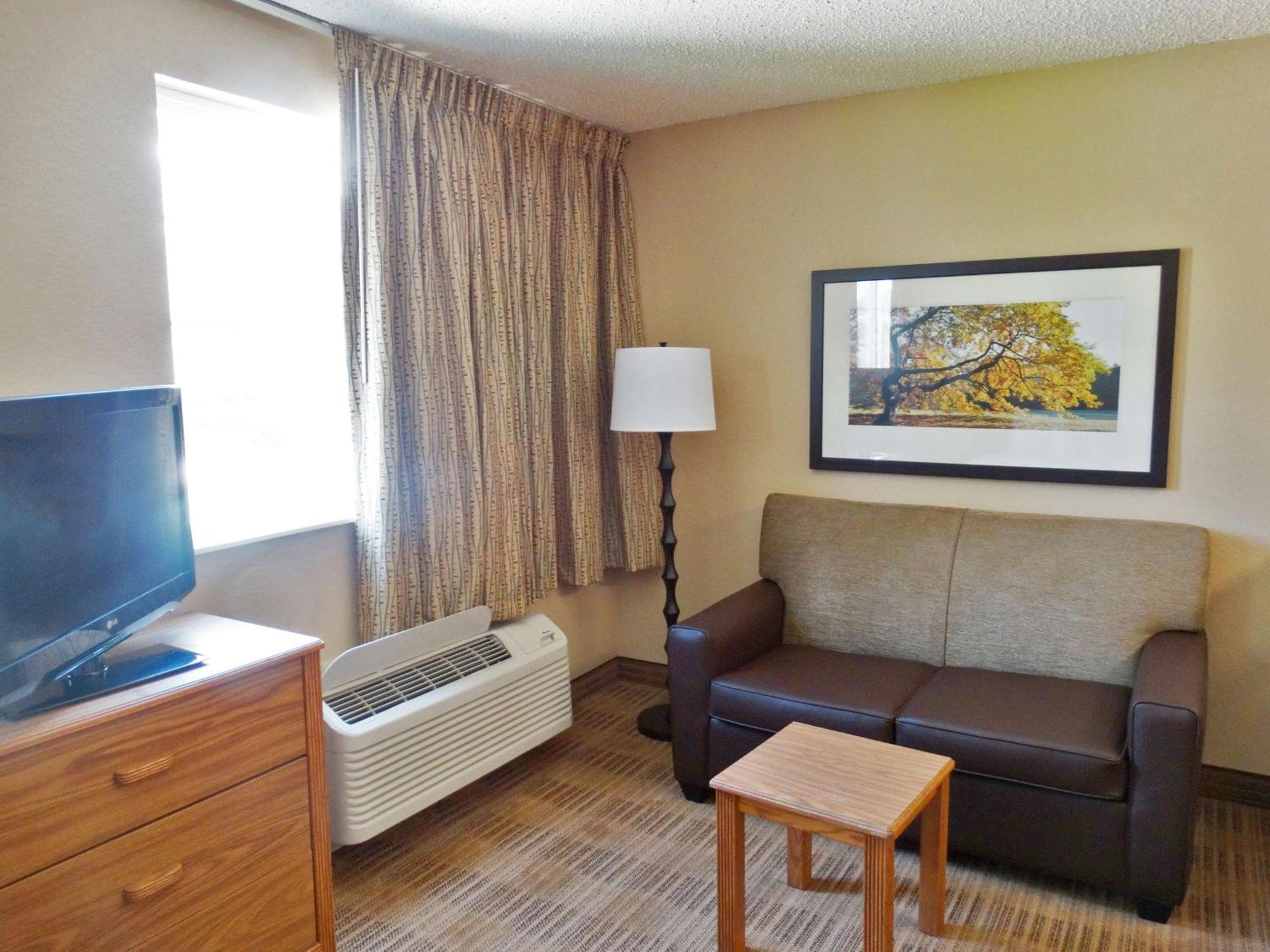 Extended Stay America Select Suites - Orlando - Lake Mary - 1040 Greenwood Blvd Eksteriør billede