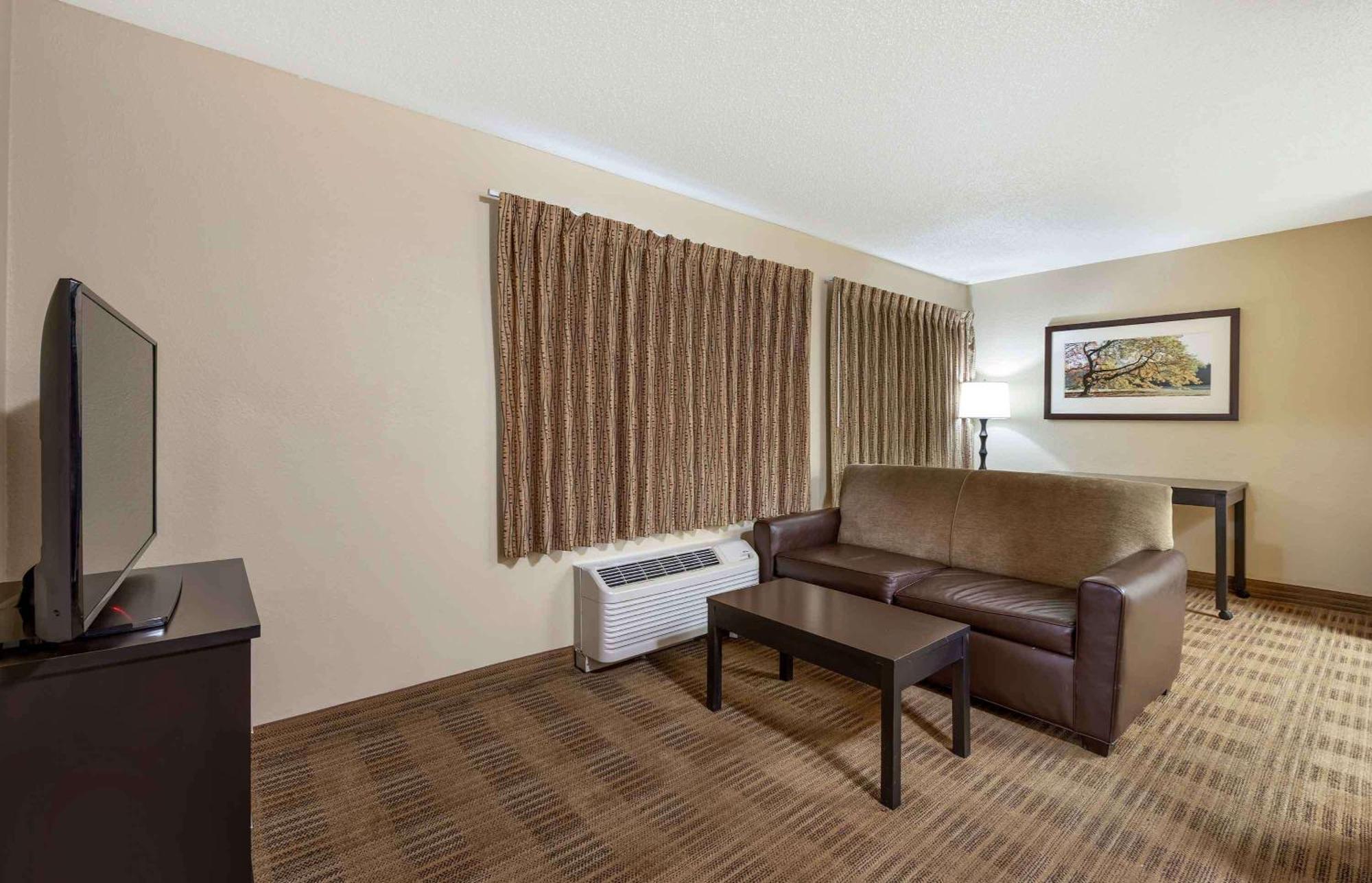 Extended Stay America Select Suites - Orlando - Lake Mary - 1040 Greenwood Blvd Eksteriør billede