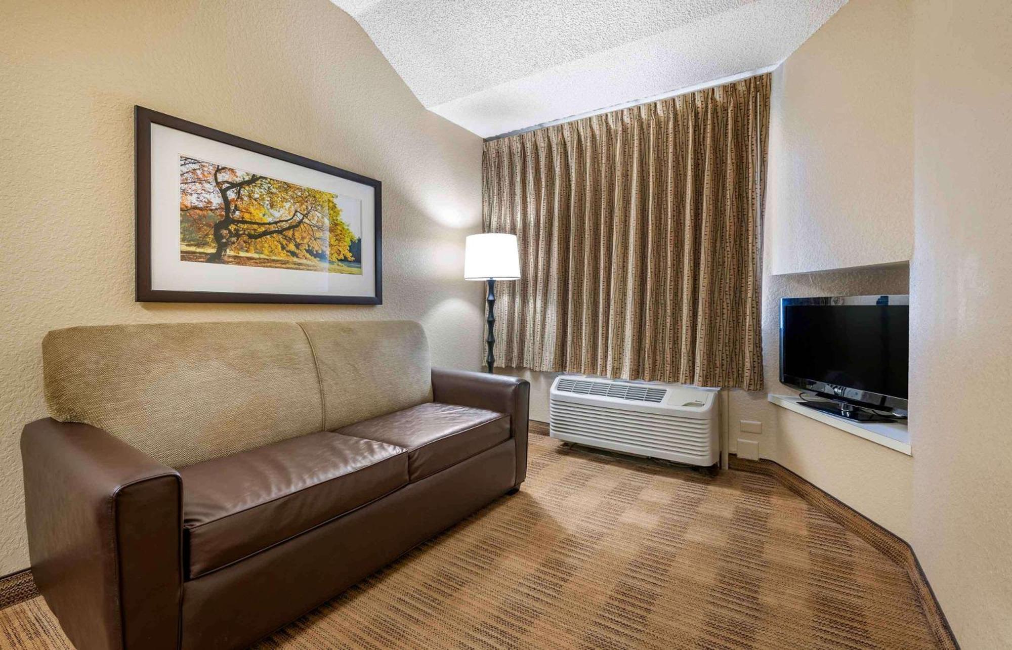 Extended Stay America Select Suites - Orlando - Lake Mary - 1040 Greenwood Blvd Eksteriør billede
